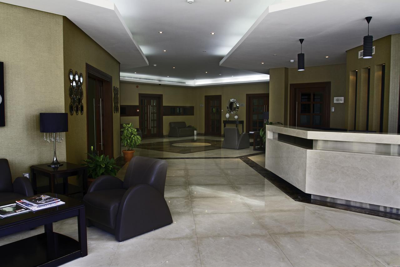 Almoayyed Suites Манама Экстерьер фото